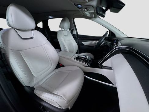 Used 2023 Hyundai Tucson Limited image 30