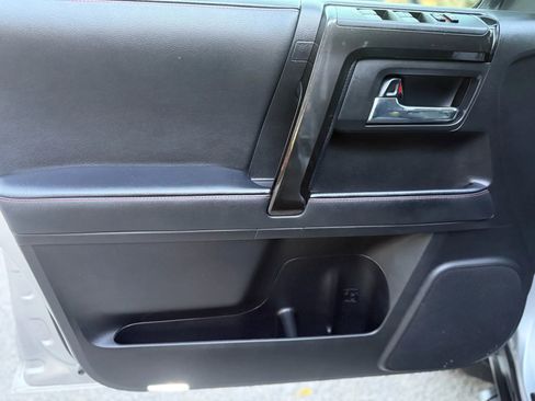 Used 2021 Toyota 4Runner Venture w/ Moonroof Package image 47