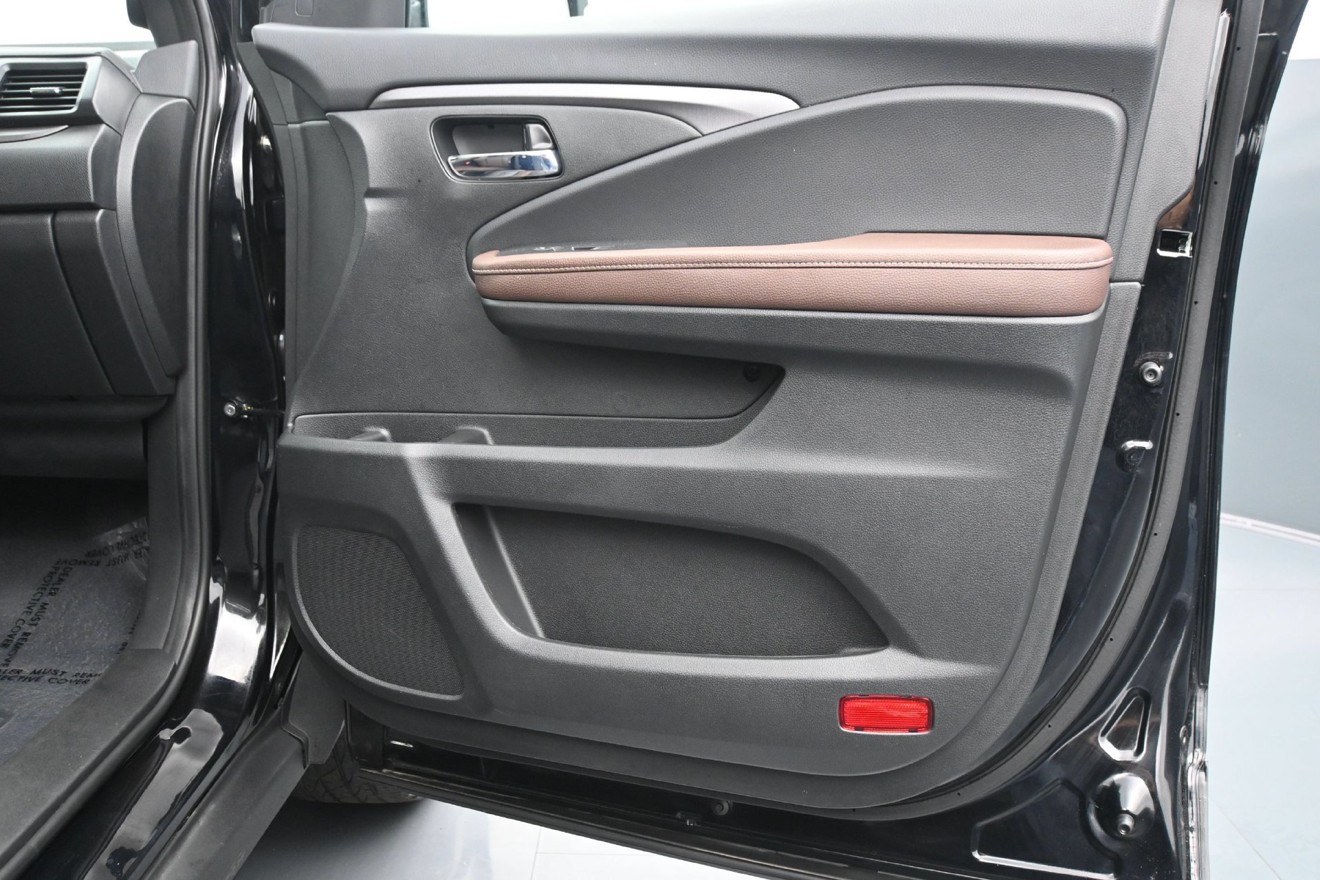 Used 2025 Honda Ridgeline RTL image 12