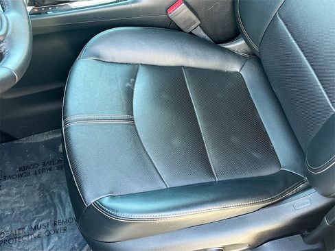 Used 2022 Chevrolet Equinox Premier image 19