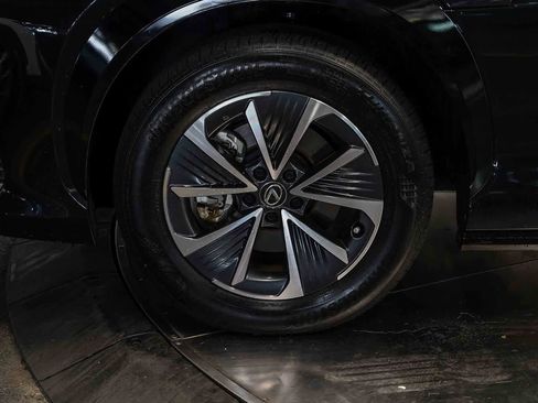 Used 2024 Lexus RZ 300e Premium FWD image 9