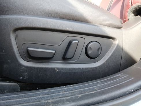 Used 2025 MAZDA CX-50 2.5 Hybrid w/ Premium Plus Pkg image 11