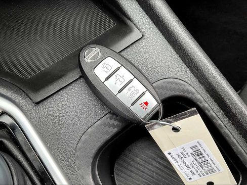 Used 2023 Nissan Sentra SV image 13