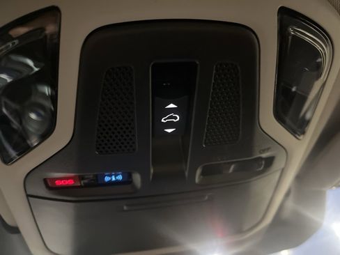 Certified 2025 Subaru Outback Limited XT image 18