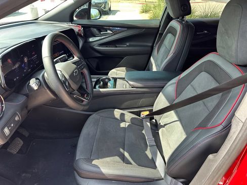 Used 2024 Chevrolet Blazer EV RS AWD/4WD image 18