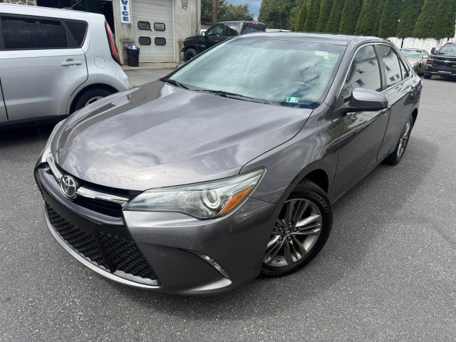 Used 2016 Toyota Camry SE FWD image 3