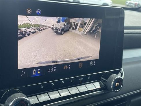 New 2025 Chevrolet Colorado LT w/ LT Convenience Package image 10