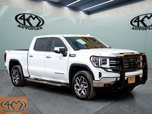 Used 2023 GMC Sierra 1500 SLT AWD/4WD image 1