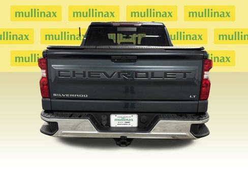 Used 2020 Chevrolet Silverado 1500 LT w/ All-Star Edition image 18