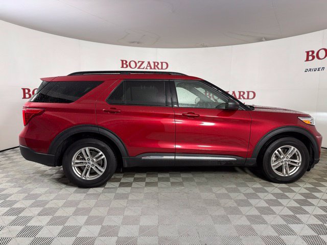 Used 2023 Ford Explorer XLT w/ Equipment Group 202A RWD image 13
