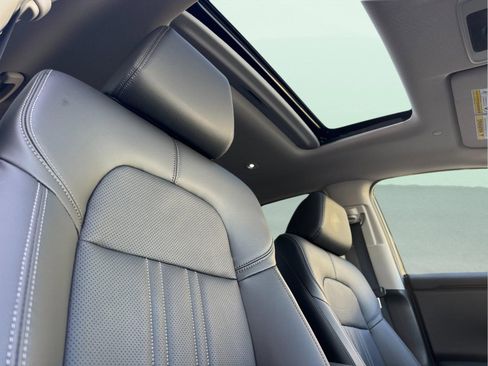 Used 2023 Honda HR-V EX-L image 17