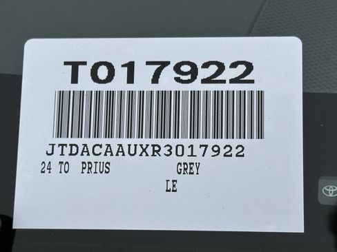 Used 2024 Toyota Prius Limited w/ Limited Premium Package image 15