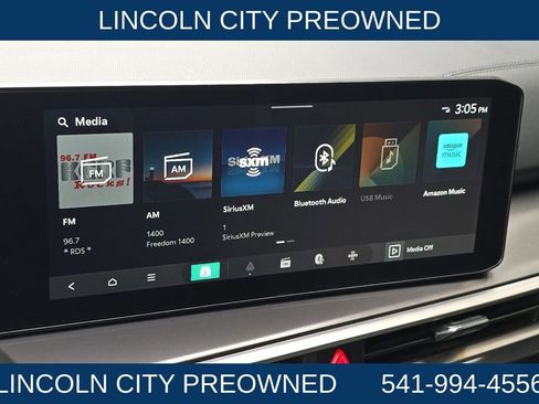 Used 2024 Kia Sorento S image 19