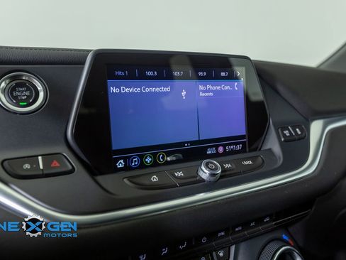 Used 2020 Chevrolet Blazer LT FWD image 18