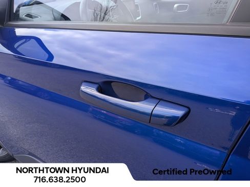 Certified 2023 Hyundai Venue SEL image 37