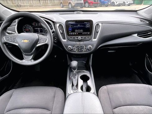 Used 2024 Chevrolet Malibu LT image 15
