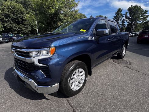 Certified 2023 Chevrolet Silverado 1500 LT AWD/4WD image 3