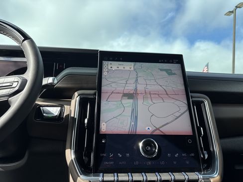 Used 2026 GMC Yukon Denali Ultimate w/ LPO, Floor Liner Package image 26