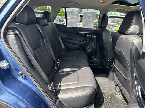 Used 2022 Subaru Outback Limited XT AWD/4WD image 10