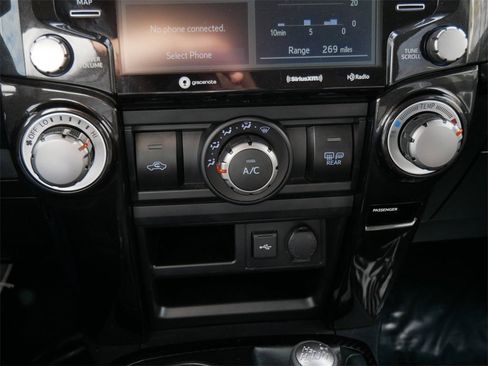 Certified 2024 Toyota 4Runner TRD Off-Road image 19