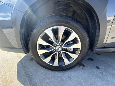 Used 2023 Subaru Outback Limited image 2