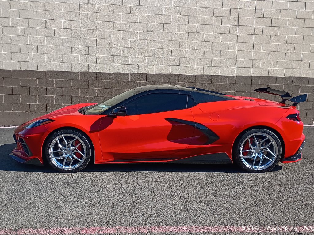 Used 2023 Chevrolet Corvette Stingray Premium Conv w/ Battery Protection Package RWD image 9