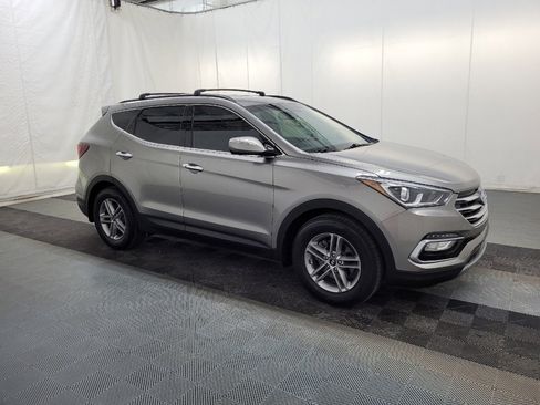 Used 2018 Hyundai Santa Fe Sport FWD image 11