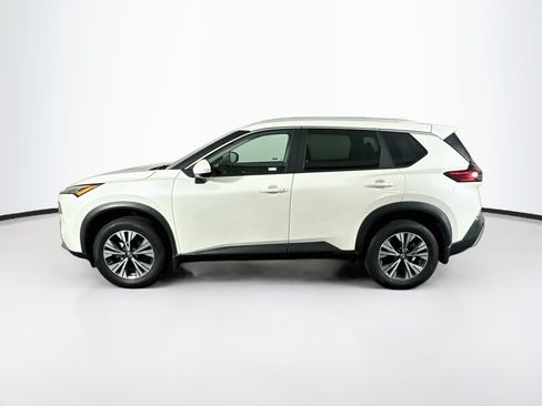 Used 2023 Nissan Rogue SV w/ SV Premium B Package FWD image 4
