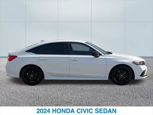 Certified 2024 Honda Civic Sport image 6