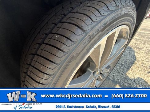 Used 2024 Chevrolet Malibu LT FWD image 4
