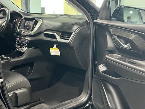 Certified 2022 GMC Terrain SLE w/ Driver Convenience Package AWD/4WD image 8
