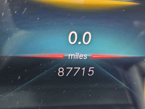 Used 2021 Mercedes-Benz GLE 350 image 25