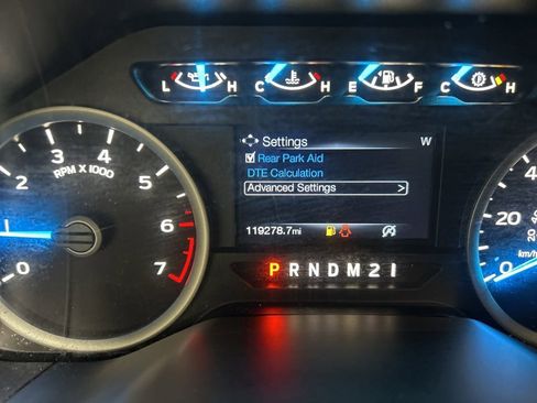 Used 2017 Ford F150 XLT w/ Equipment Group 302A Luxury image 16