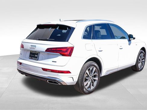 Certified 2023 Audi Q5 2.0T Premium w/ Convenience Package AWD/4WD image 10