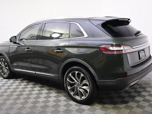 Used 2022 Lincoln Nautilus Reserve AWD/4WD image 3
