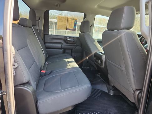 Used 2021 Chevrolet Silverado 2500 LT w/ Convenience Package image 29