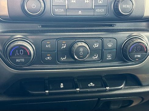 Used 2018 Chevrolet Silverado 1500 LT w/ All Star Edition AWD/4WD image 16