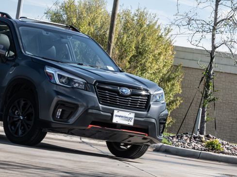 Used 2021 Subaru Forester Sport image 5