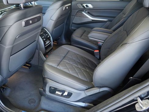 New 2026 BMW X7 xDrive40i w/ Premium Package image 20