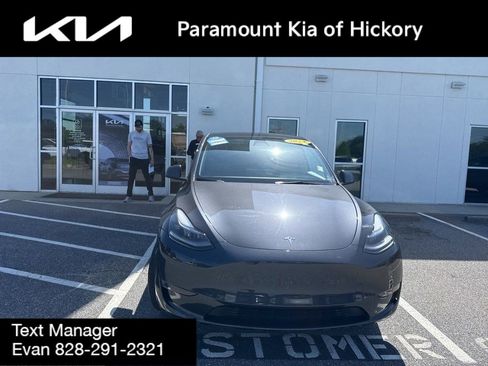 Used 2024 Tesla Model Y Long Range RWD image 2