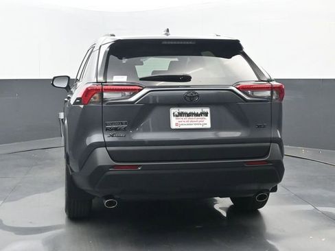 Used 2024 Toyota RAV4 XLE w/ Convenience Package image 21
