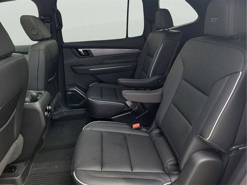 New 2026 Buick Enclave Sport Touring w/ Power Package image 13