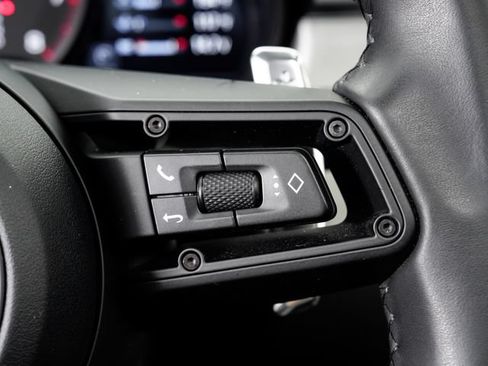 Certified 2026 Porsche Macan AWD/4WD image 15