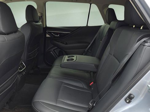 Used 2023 Subaru Outback Limited image 21