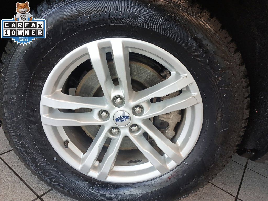 Used 2024 Ford Explorer XLT AWD/4WD image 7