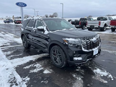 New 2026 Ford Explorer ST-Line w/ ST-Line Street Pack image 3