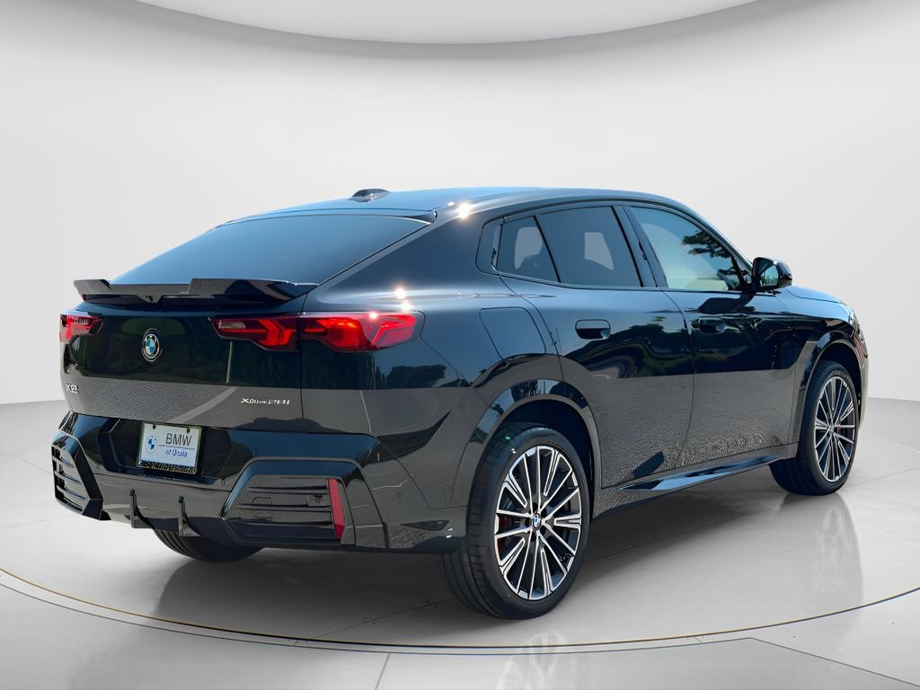 New 2026 BMW X2 xDrive28i w/ Technology Package AWD/4WD image 5
