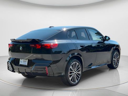 New 2026 BMW X2 xDrive28i w/ Technology Package AWD/4WD image 5