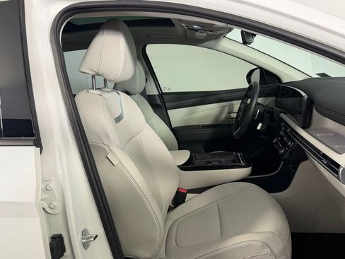 Used 2025 Hyundai Tucson Limited image 33