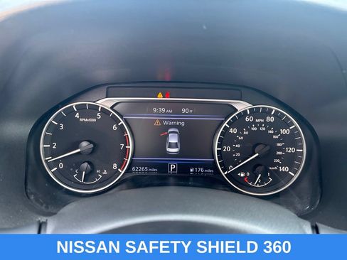 Used 2025 Nissan Altima 2.5 SV FWD image 4